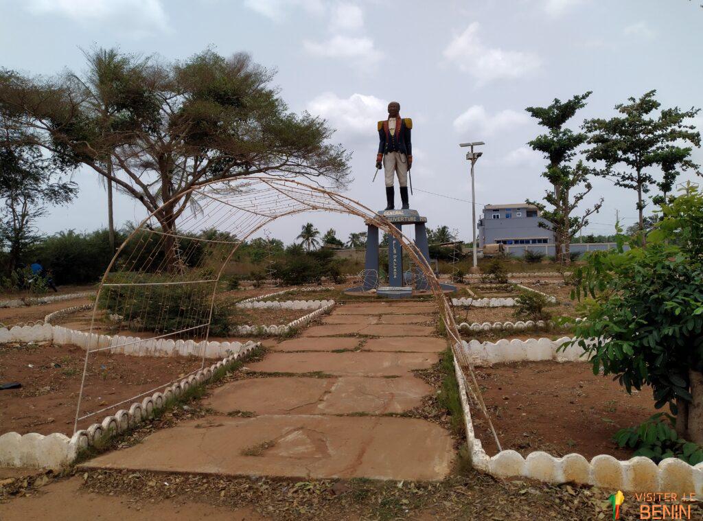 Monument Toussaint Louverture - Allada © Visiter le Bénin