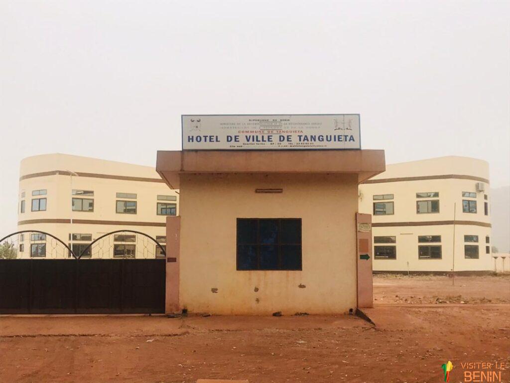 Tanguiéta, aux portes de la Pendjari 1 Hôtel de Ville de Tanguiéta © Visiter le Bénin